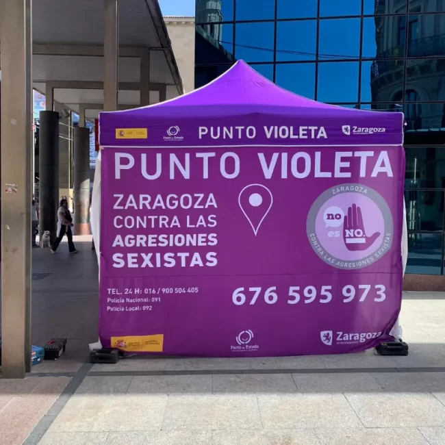 Carpa de Punto Violeta para el Ayuntamiento de Zaragoza